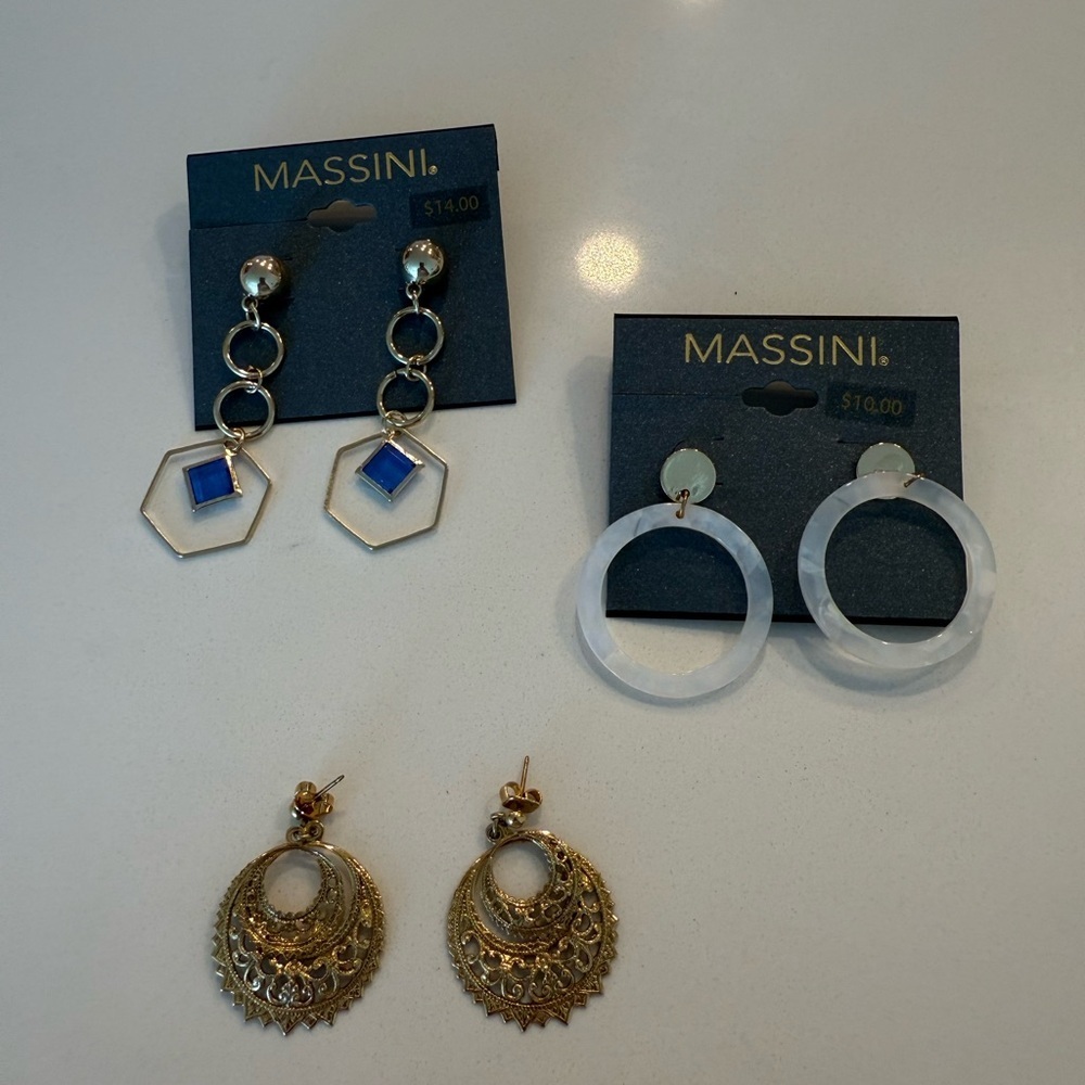 New Jewelry Bundle Massini 12$